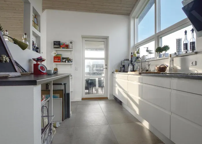 Three-bedroom In Tatil Evi